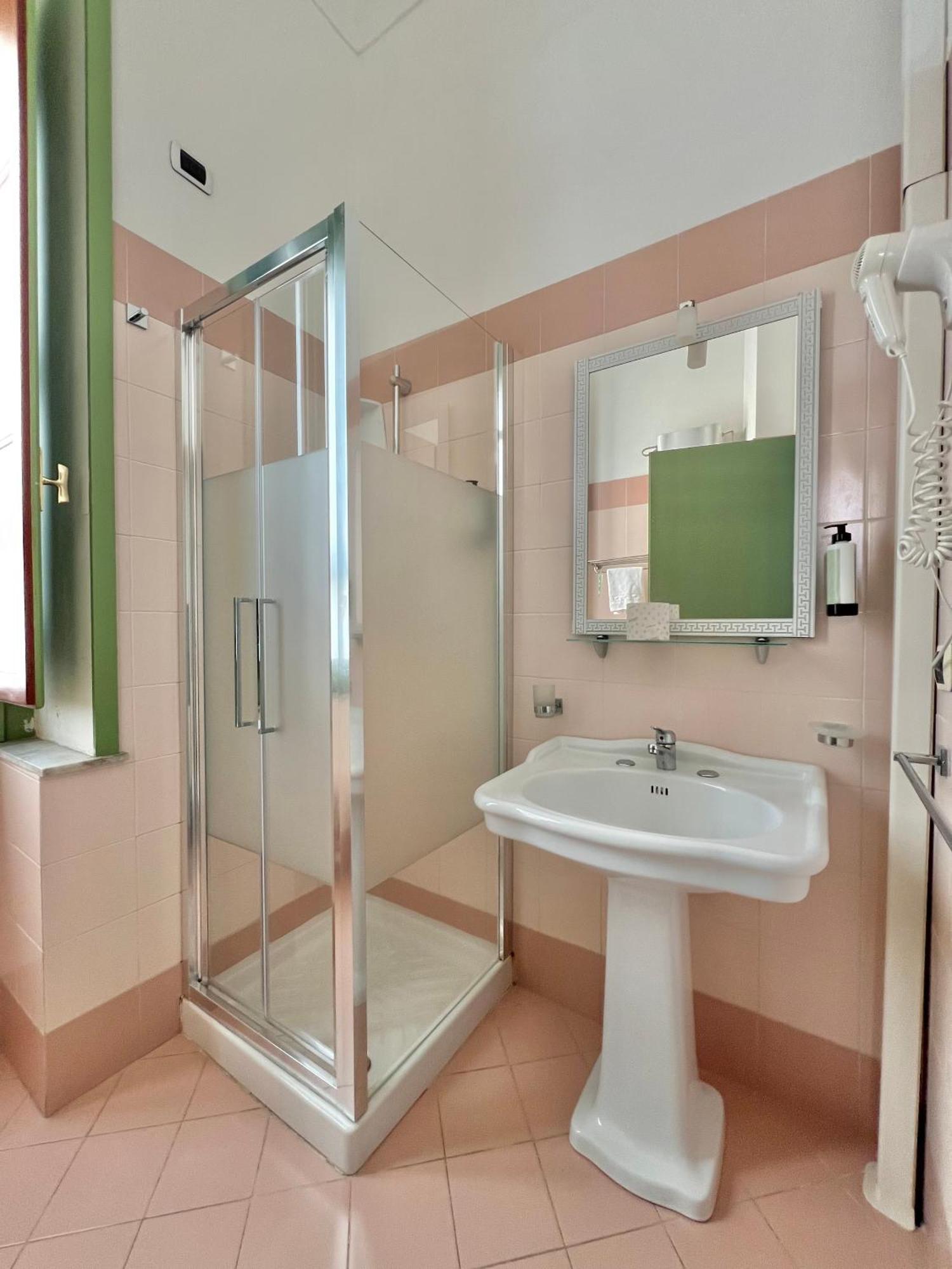 Posta Hotel Syracuse