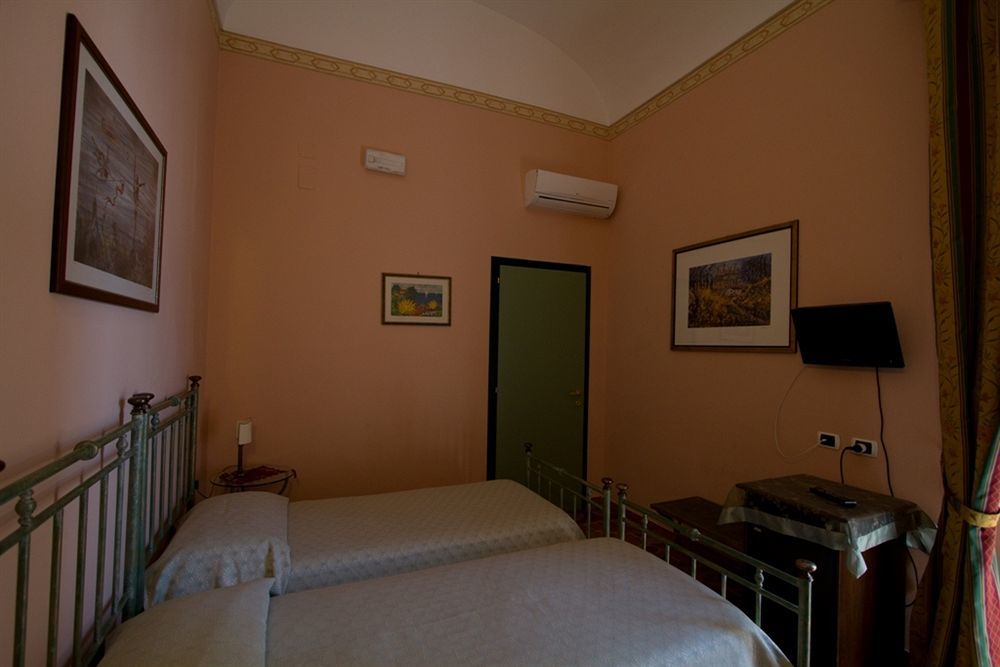 Posta 3* Syracuse